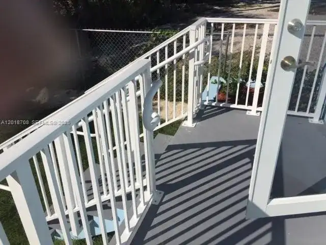 265 15th St # B, Marathon FL 33050 photo 2