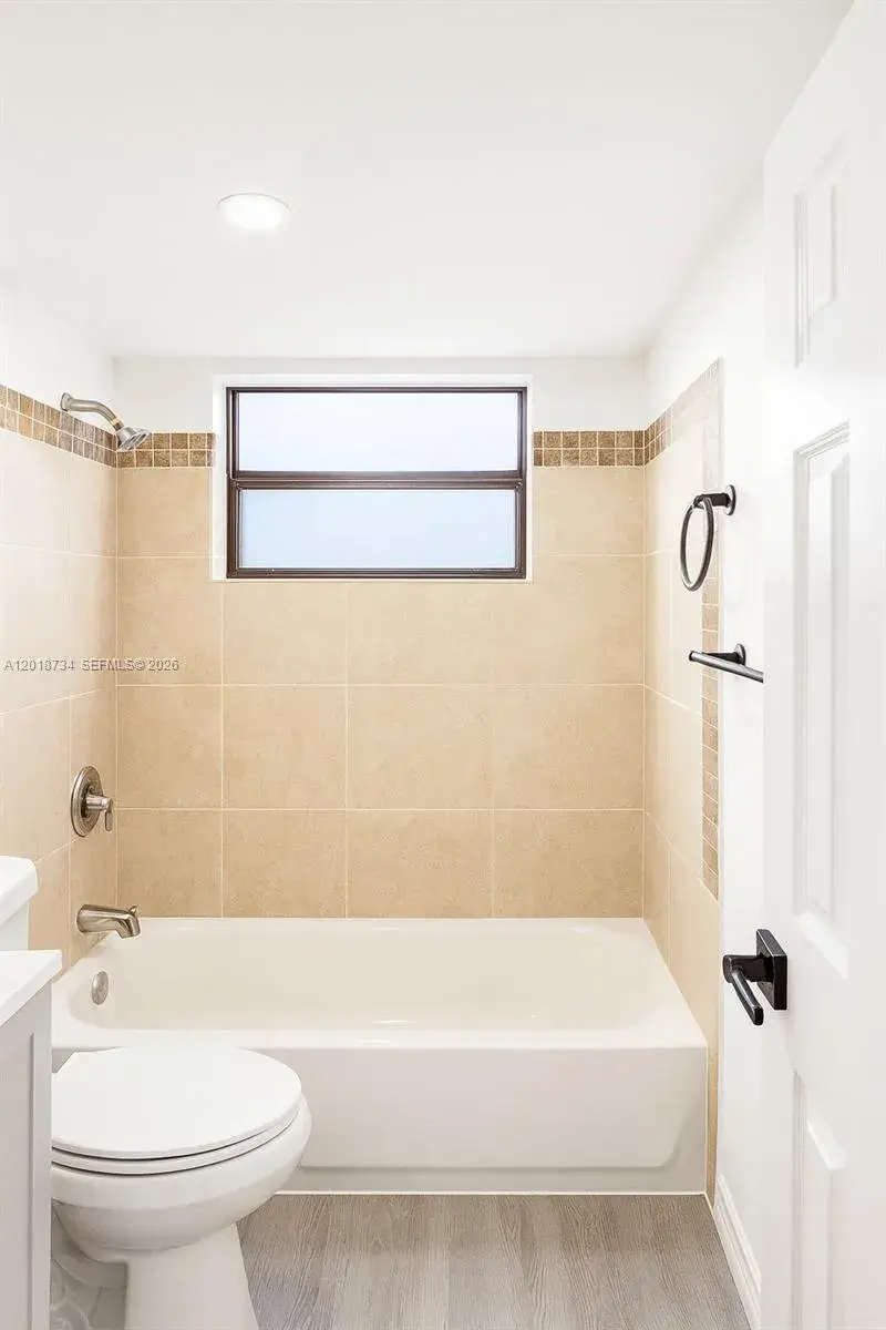 417 NW 2nd Ave # 9, Hallandale Beach FL 33009