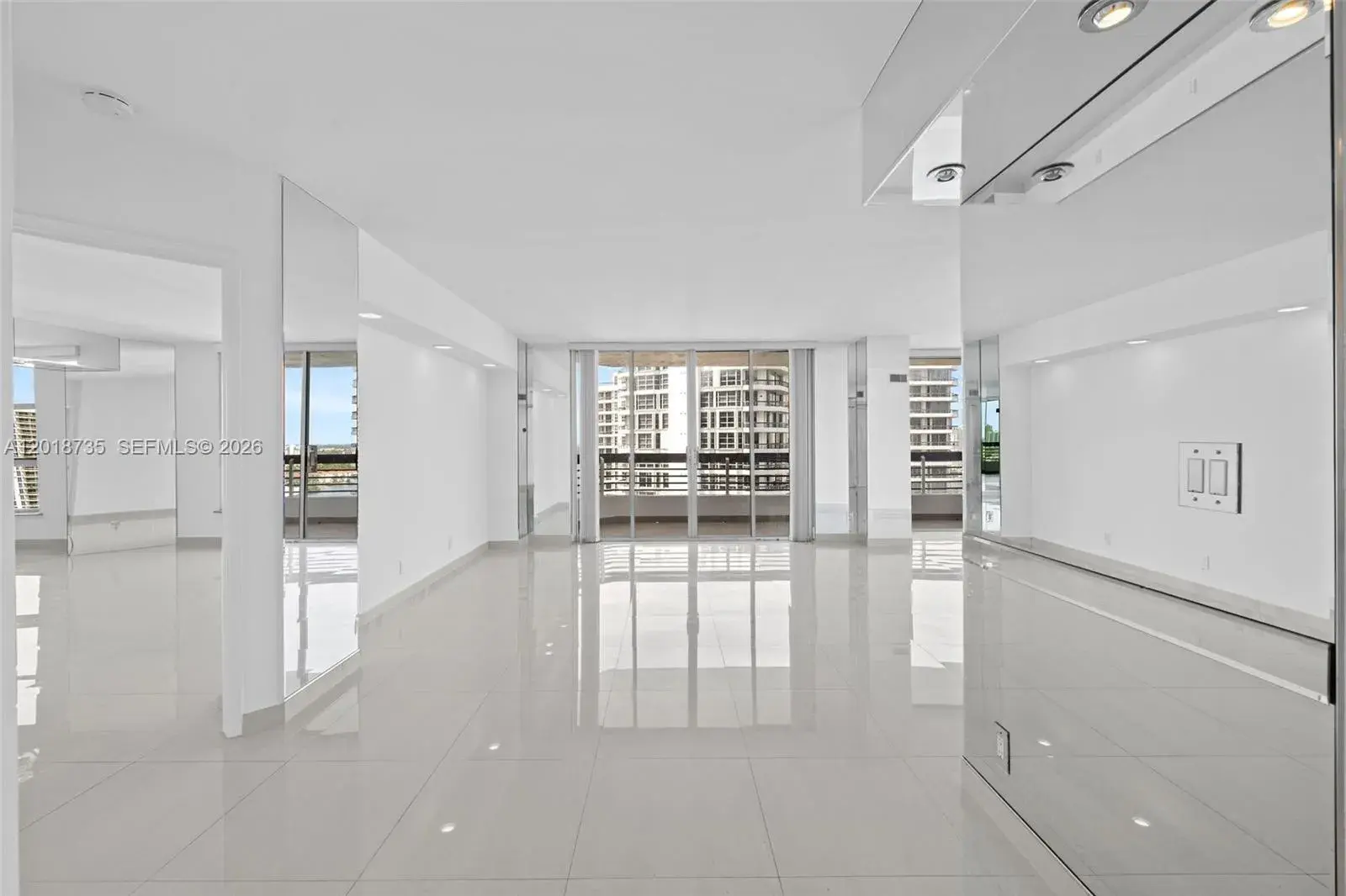 19195 NE 36th Ct # 2705, Aventura FL 33180