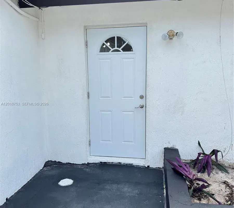 414 N 60th Way # 2, Hollywood FL 33024