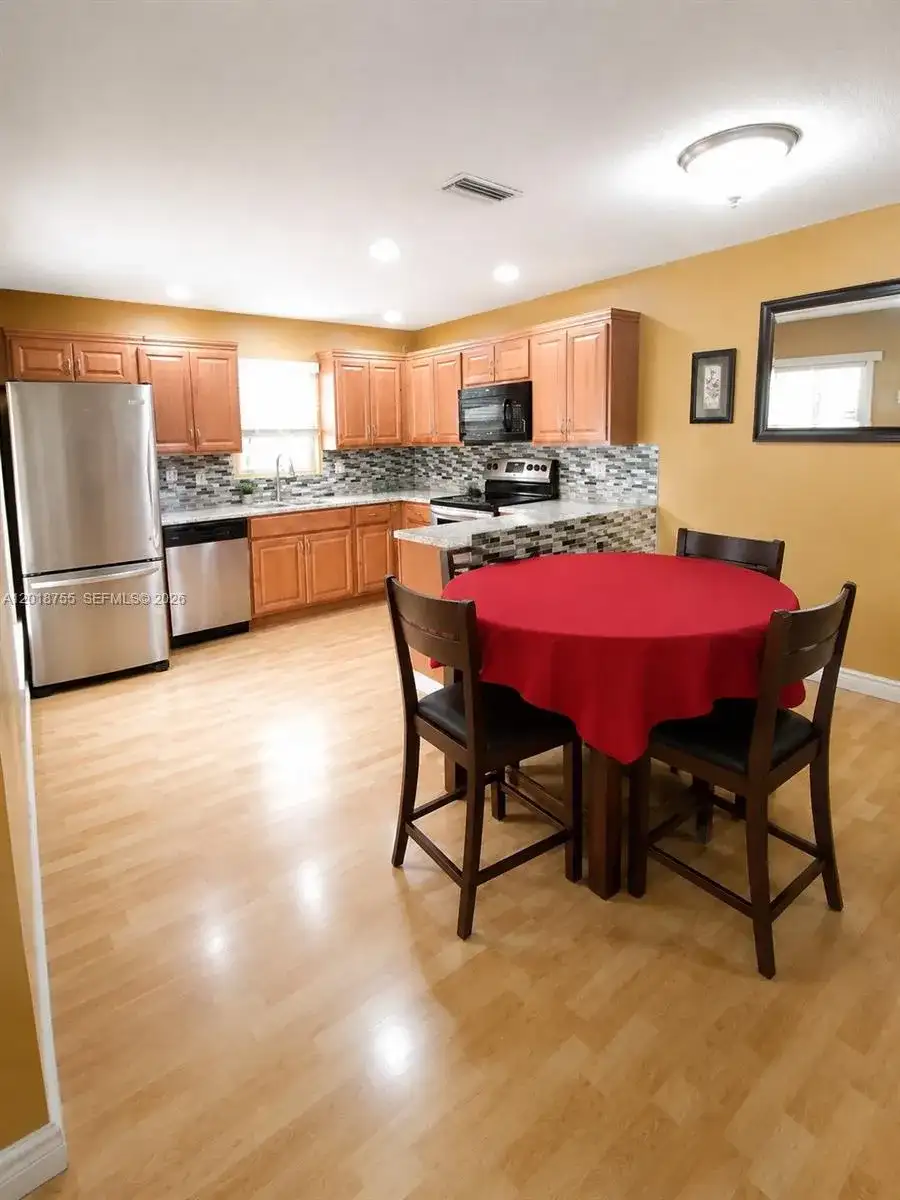 7833 Tam Oshanter Blvd # 7833, North Lauderdale FL 33068 photo 4