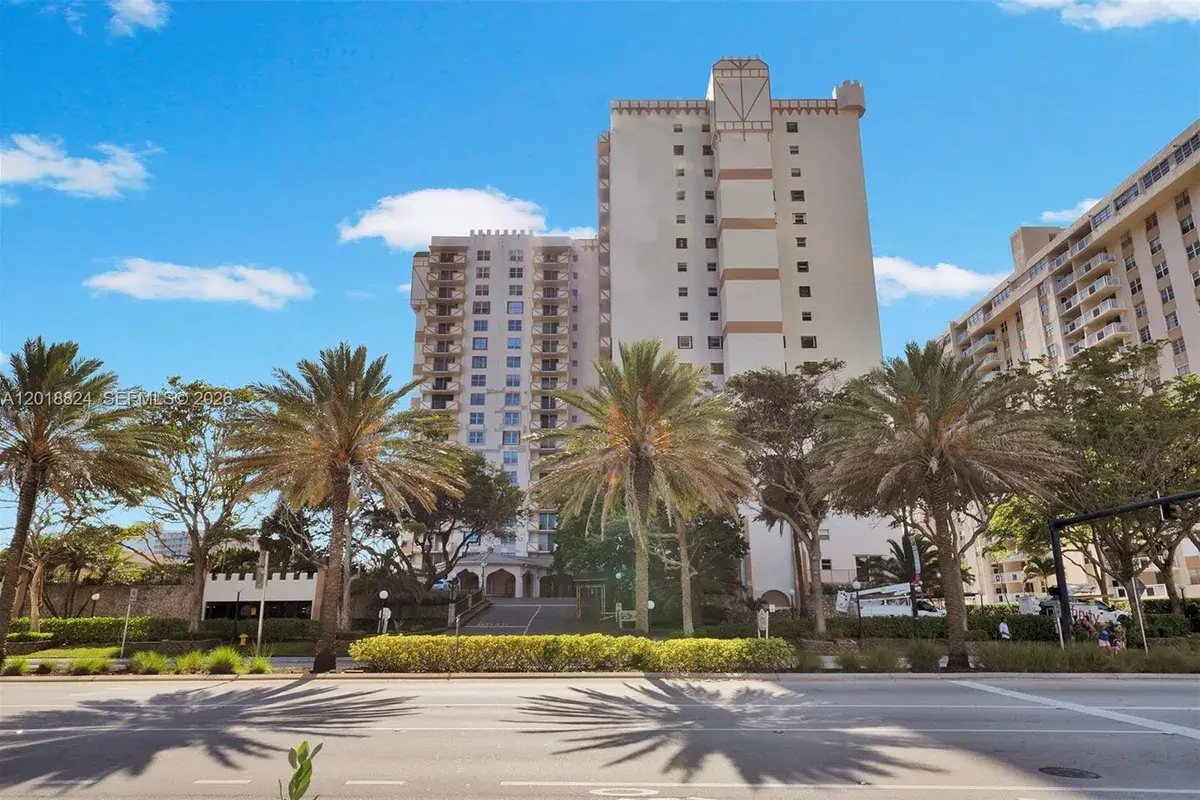 1865 S Ocean Dr # 4C, Hallandale Beach FL 33009
