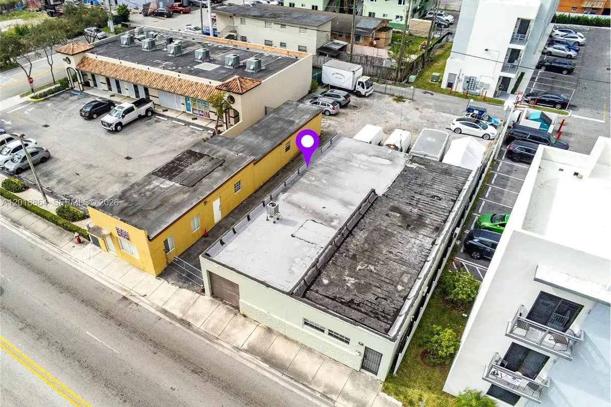 2230 Palm Ave, Hialeah FL 33010