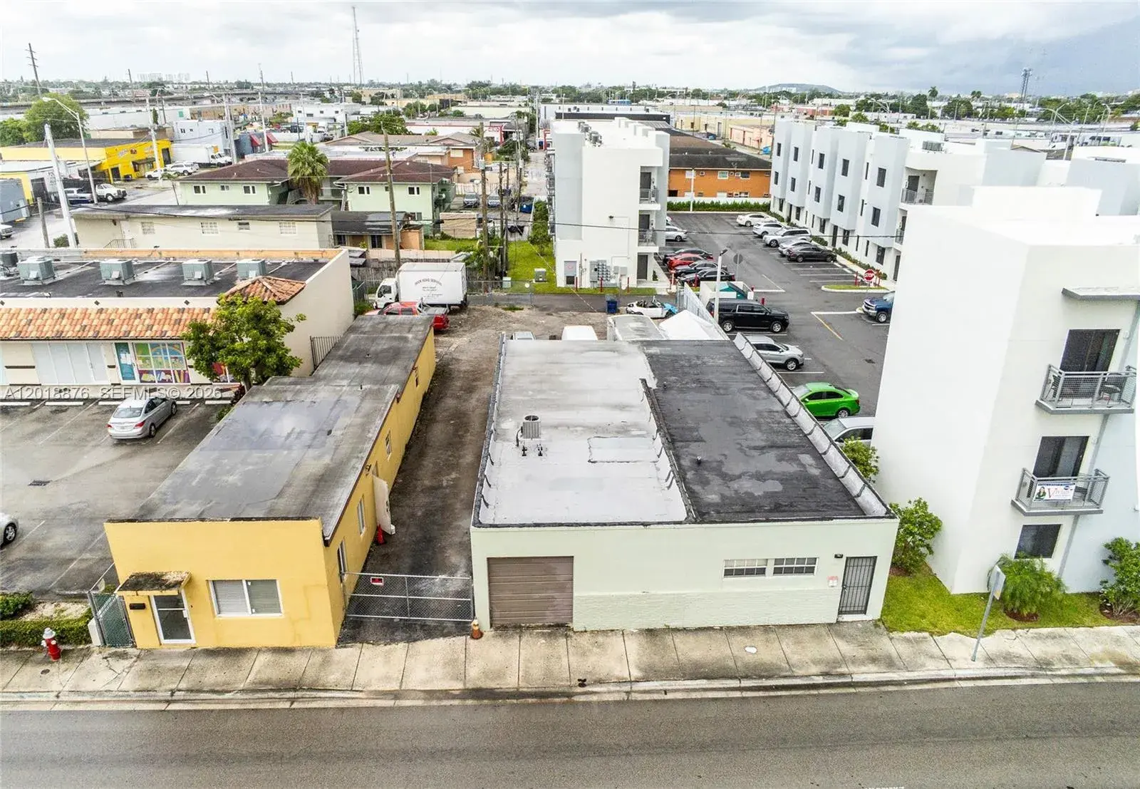 2250 Palm Ave, Hialeah FL 33010