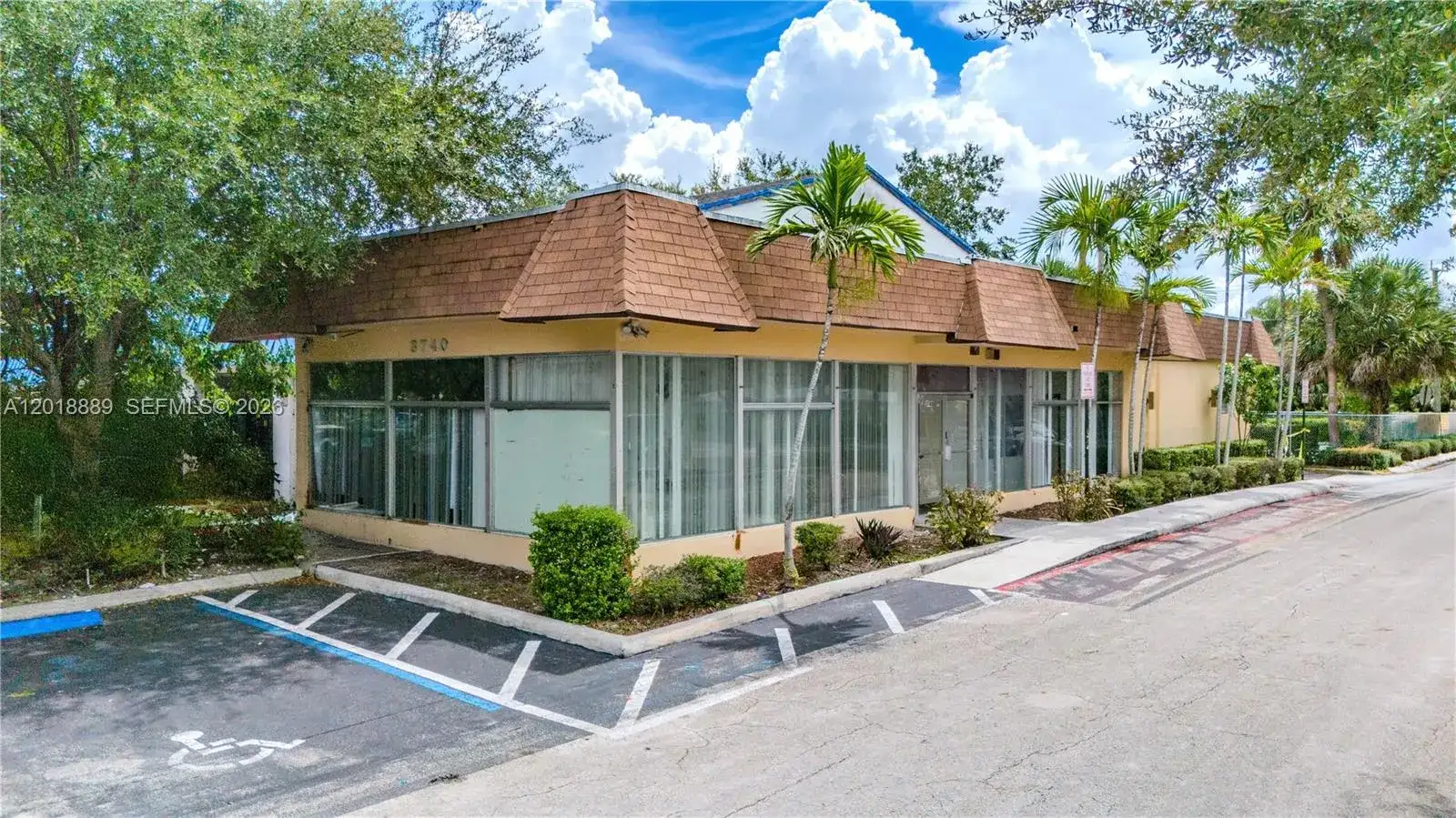 3740 W Broward Blvd, Plantation FL 33312 photo 2