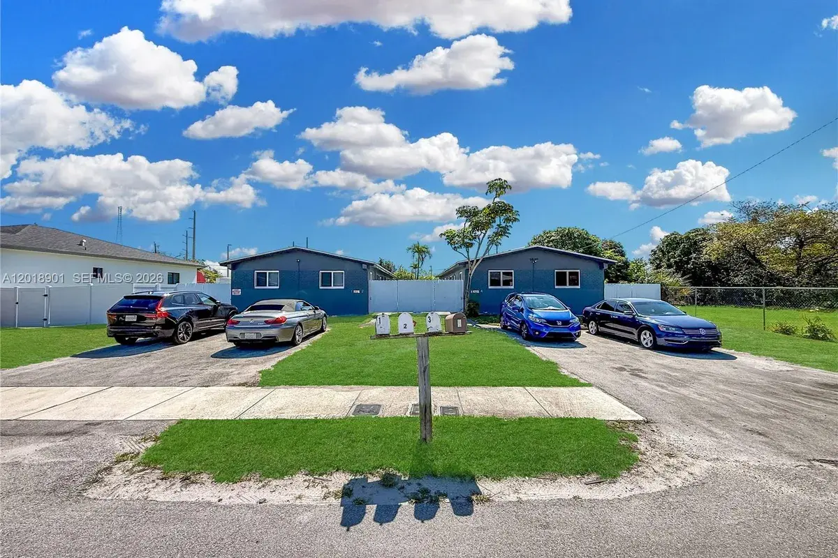 2620 NW 18th TER, Oakland Park FL 33311