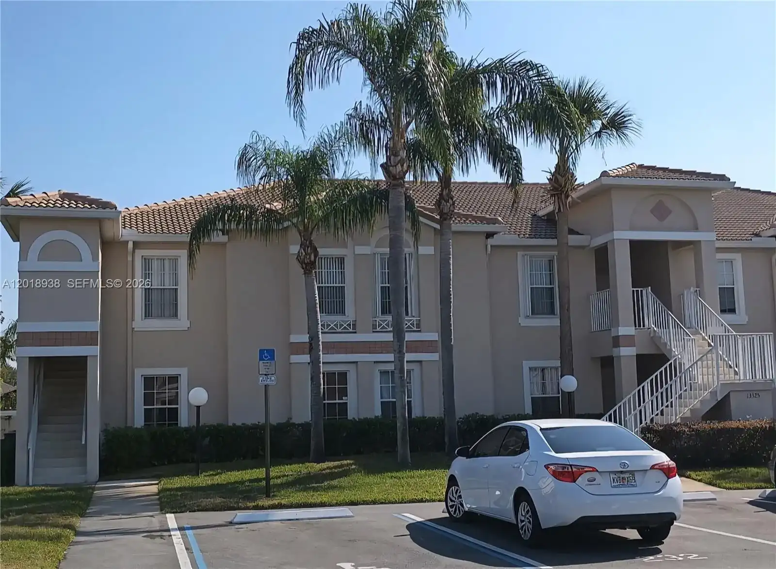 13325 Fairway Glen # 201, Orlando FL 32824