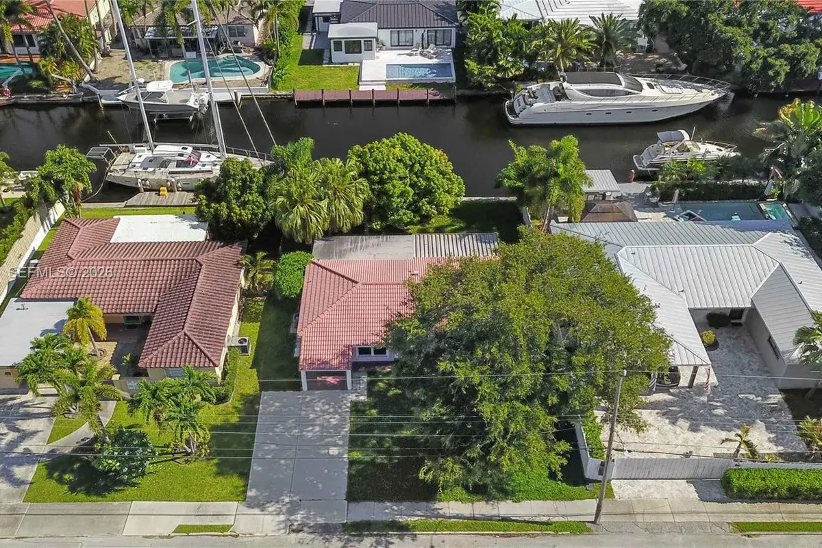 917 Mandarin Isle, Fort Lauderdale FL 33315