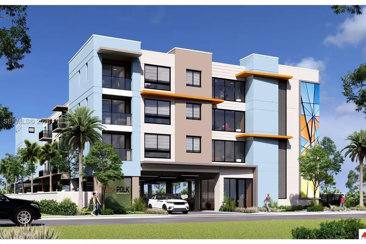 2323 Polk St, Hollywood FL 33020