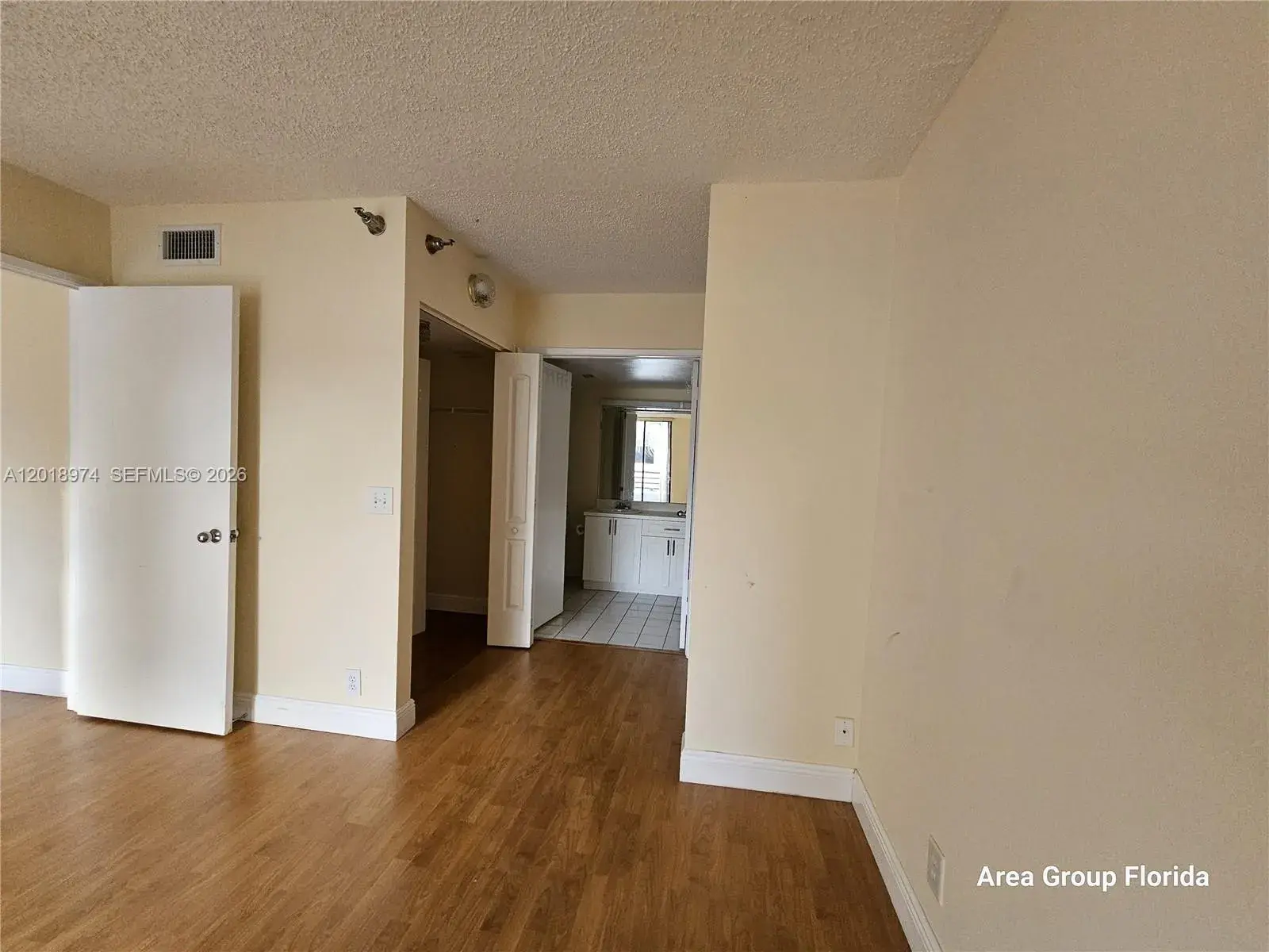 3300 NE 191st St # 318, Aventura FL 33180