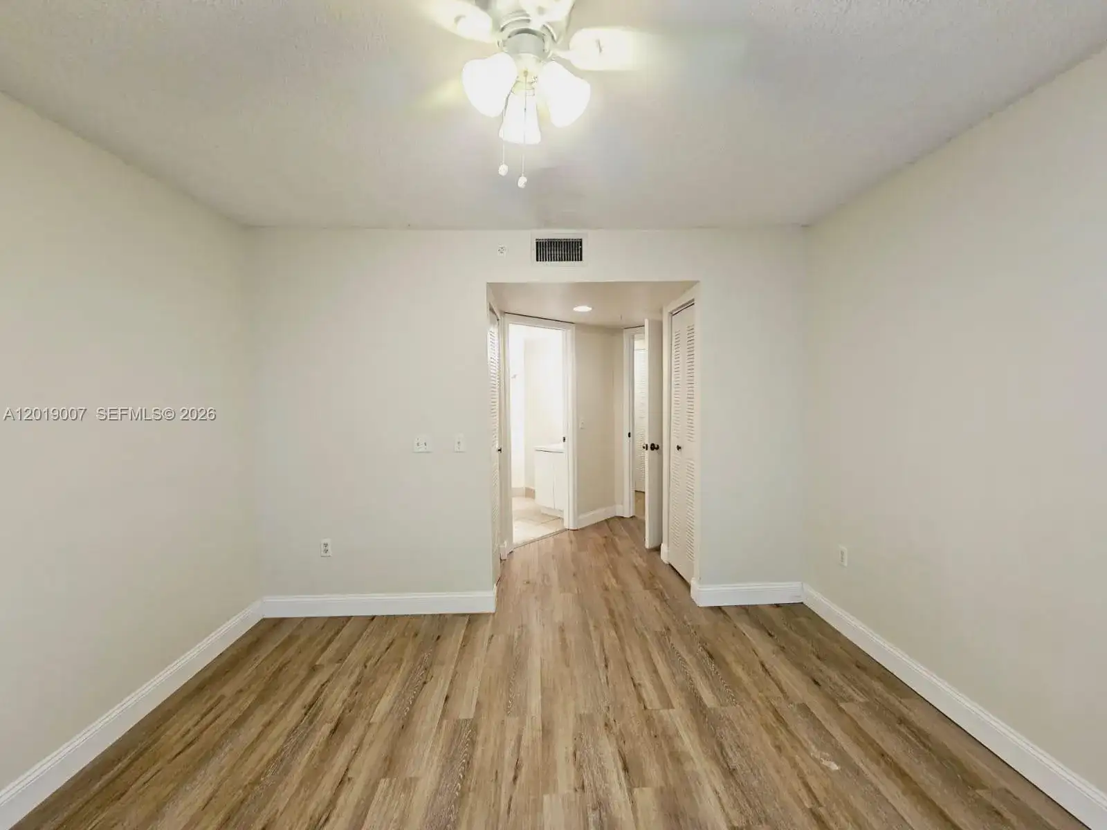 4155 N Haverhill Rd # 1415, West Palm Beach FL 33417 photo 2