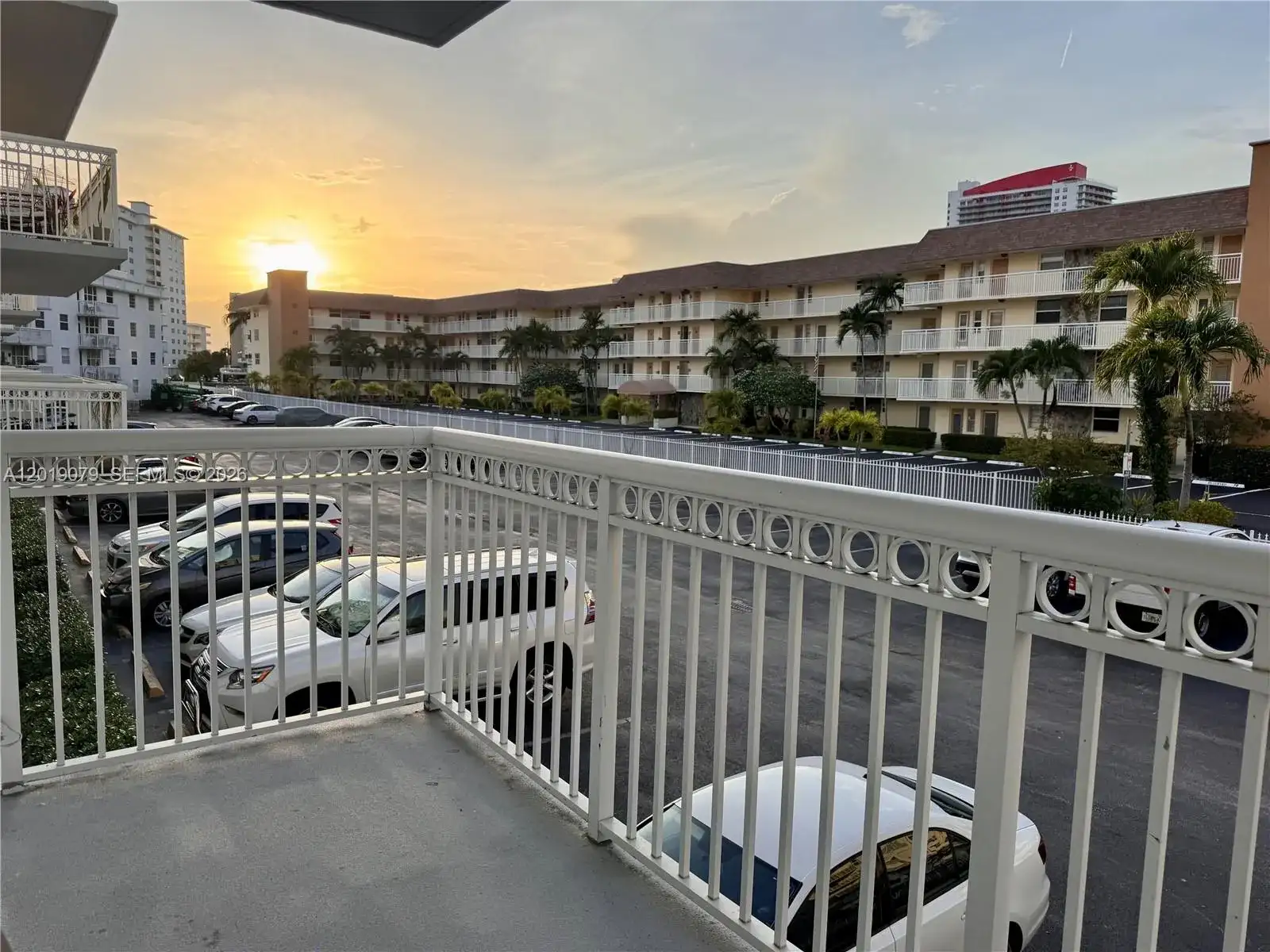 1913 S Ocean Dr # 212, Hallandale Beach FL 33009 photo 4