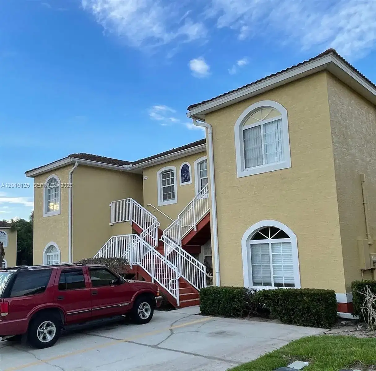 9202 Lake Marion Golf Resort # A, Kissimmee FL 34759 photo 2