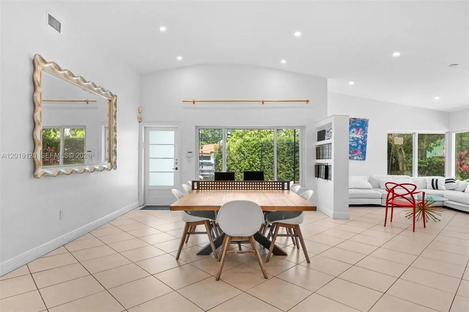 3758 Prairie Ave, Miami Beach FL 33140 photo 5