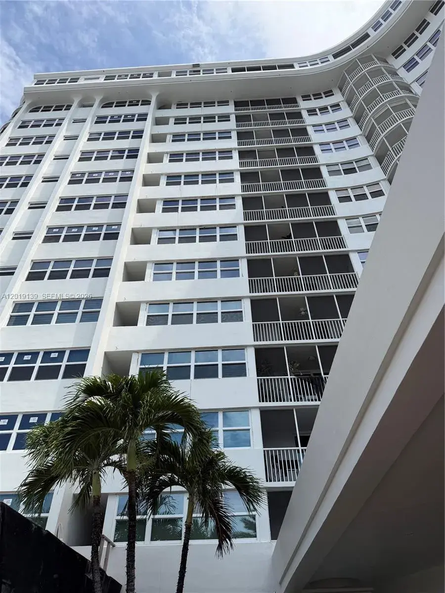 100 Golden Isles Dr # 313, Hallandale Beach FL 33009