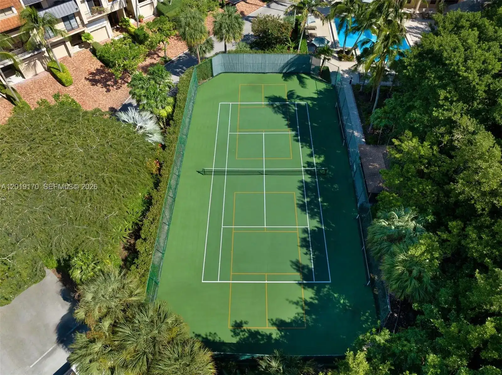 6206 Paradise Point Dr, Palmetto Bay FL 33157 photo 2