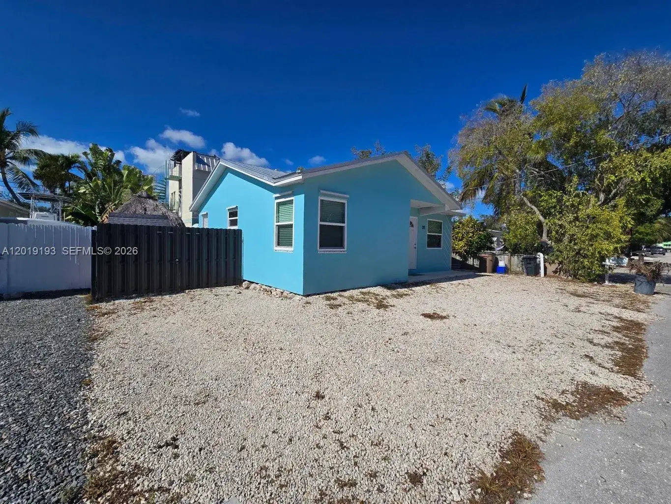 37 Orange Dr, Key Largo FL 33037 photo 2