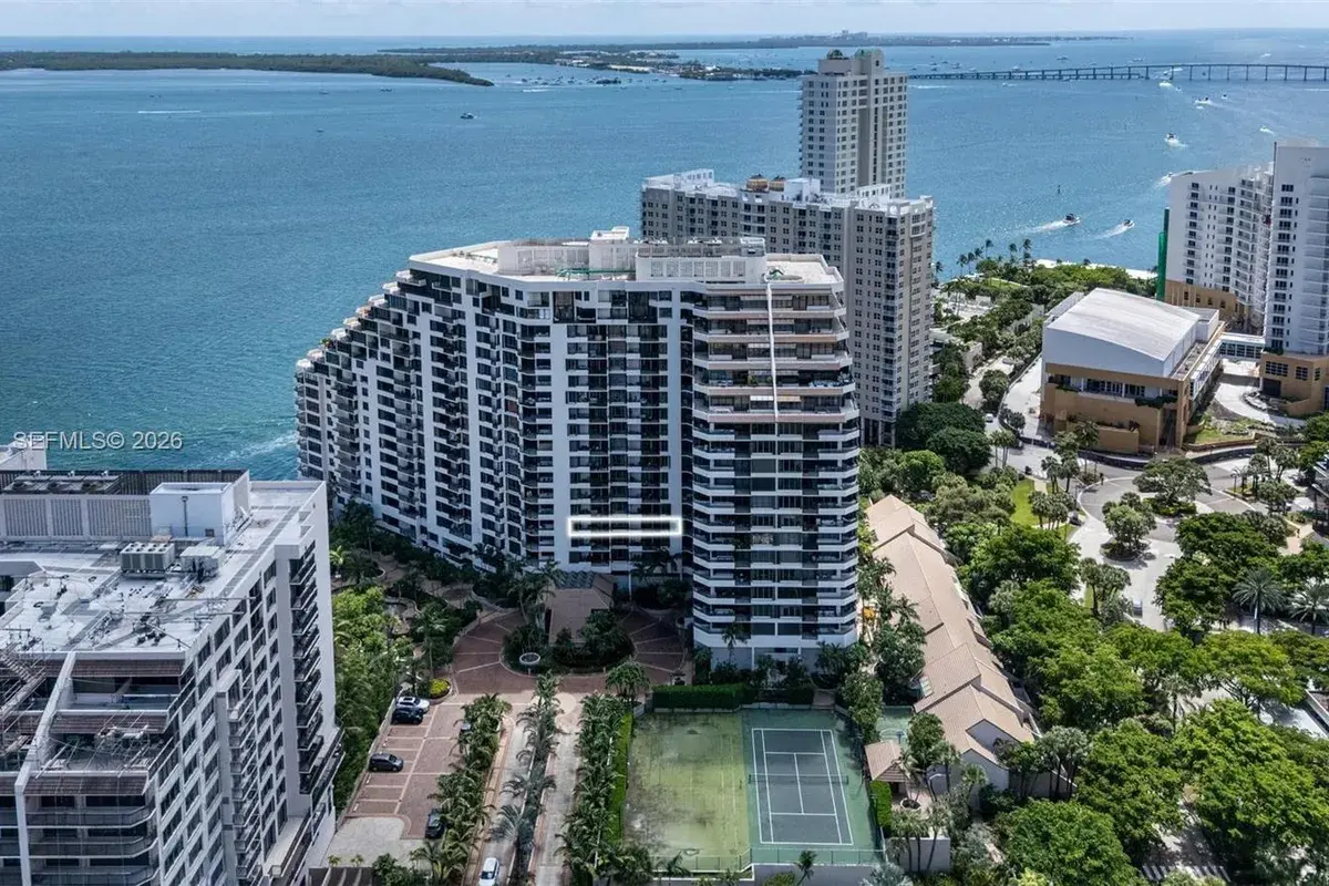 520 Brickell Key Dr # A710, Miami FL 33131