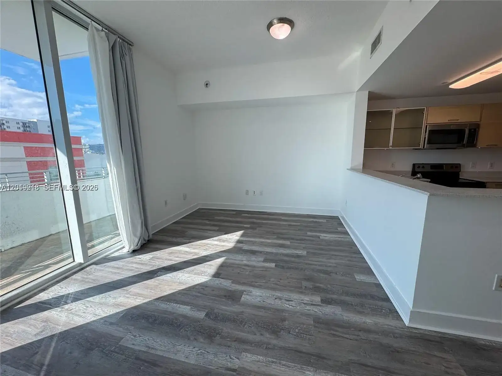 350 NE 24th St # 514, Miami FL 33137 photo 2