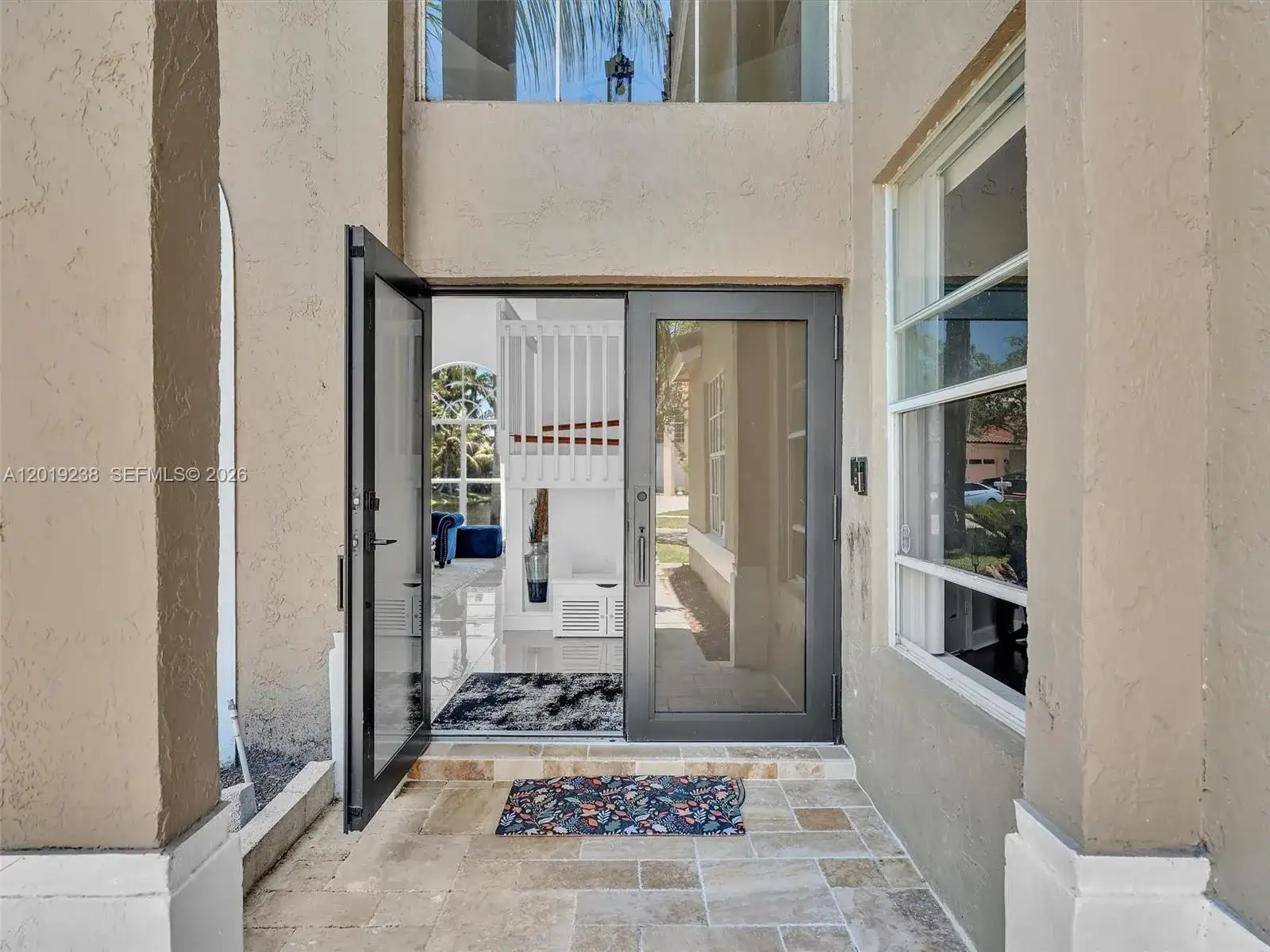 18442 NW 12th St, Pembroke Pines FL 33029 photo 2