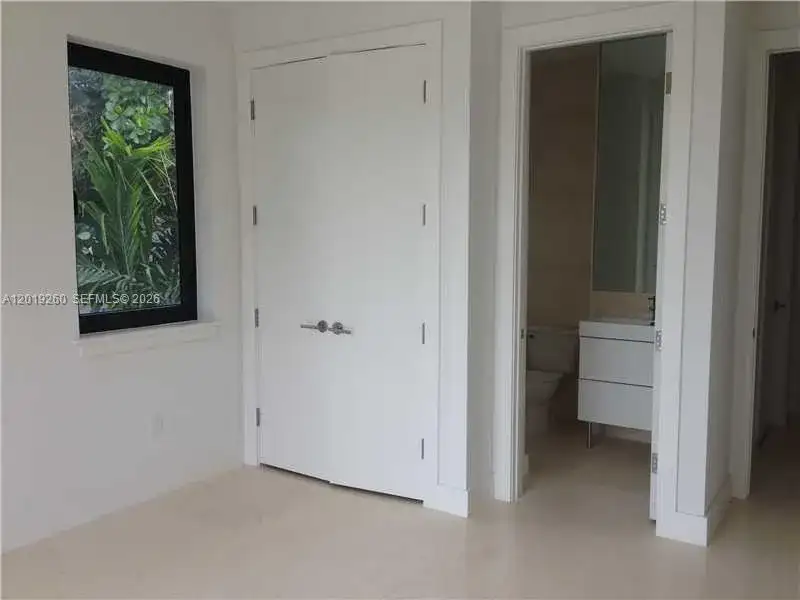 472 FERNWOOD DR # 472, Key Biscayne FL 33149 photo 5
