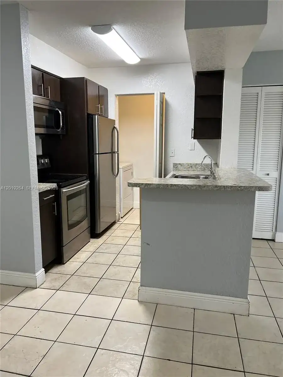 1237 SW 46th Ave # 801, Pompano Beach FL 33069 photo 4