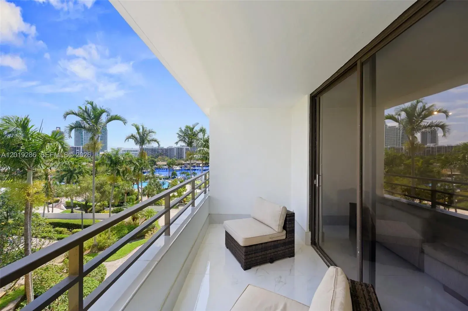 500 Three Islands Blvd # 206, Hallandale Beach FL 33009