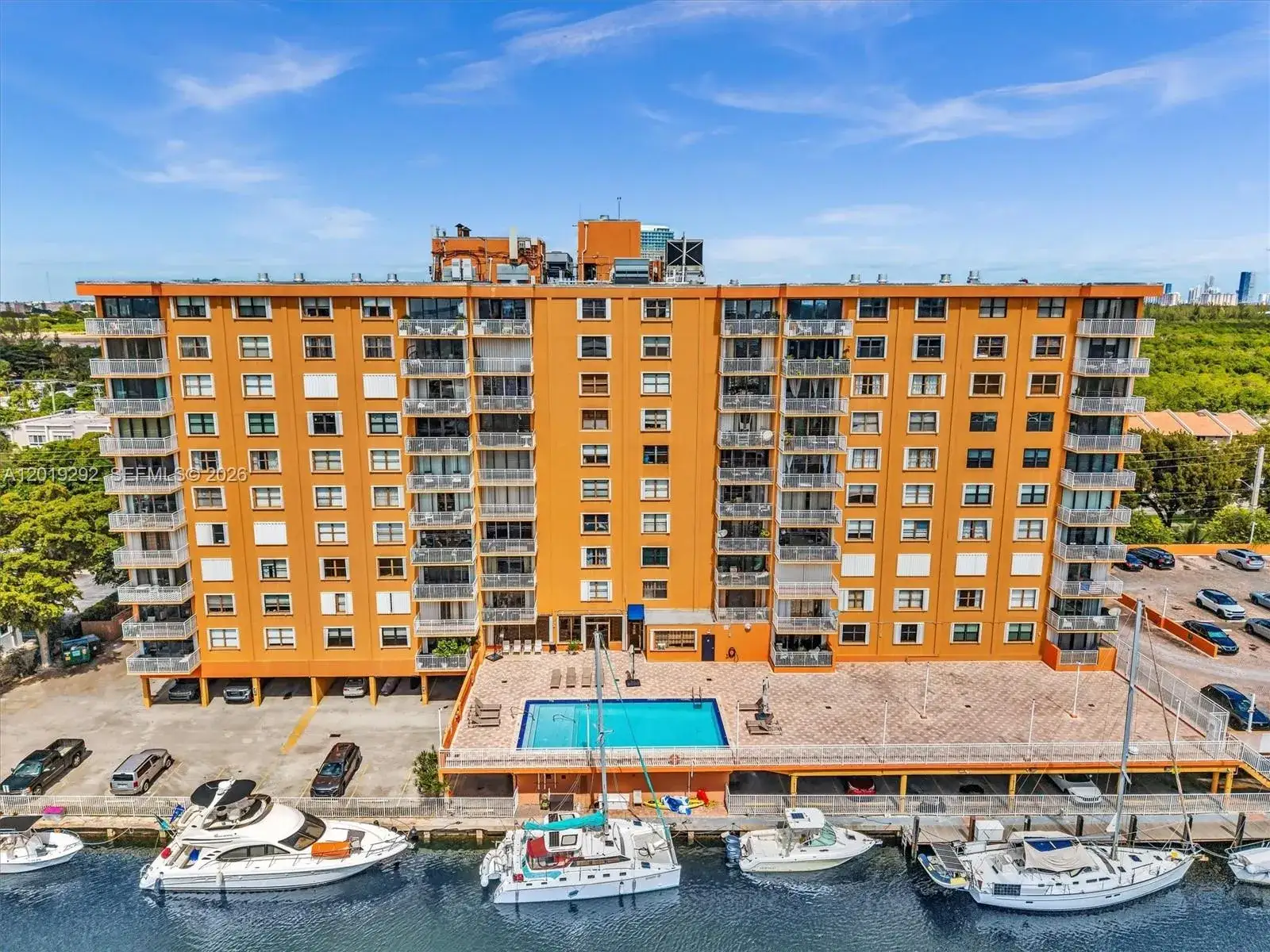 2450 NE 135th St # 201, North Miami FL 33181