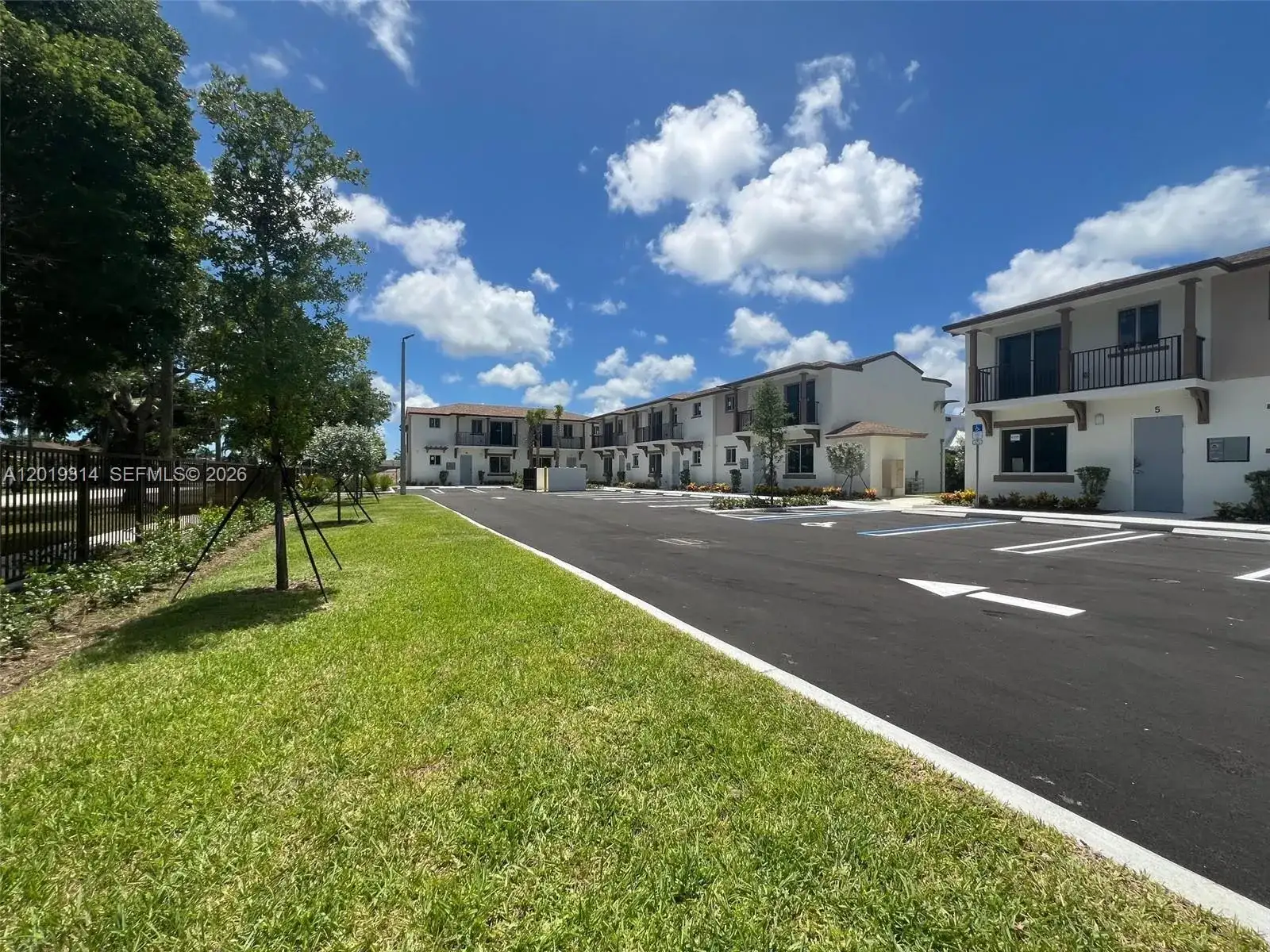 199 N Redland Rd # B5, Florida City FL 33034 photo 2