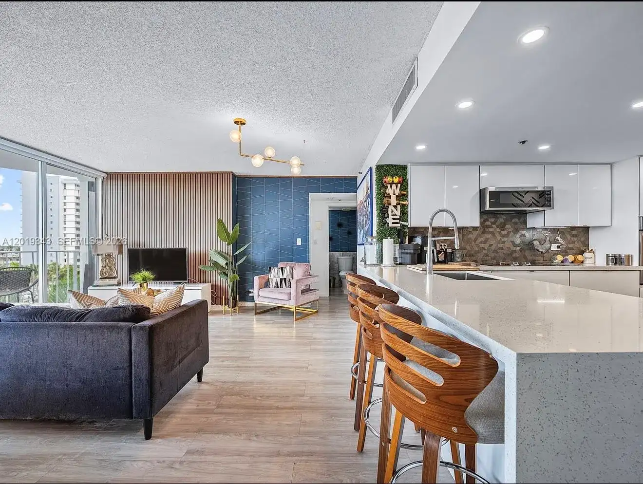 7601 E Treasure Dr # 711, North Bay Village FL 33141 photo 5
