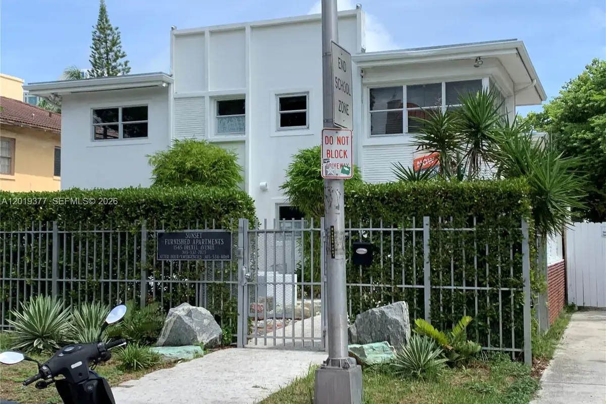 1545 Drexel Ave # 422, Miami Beach FL 33139