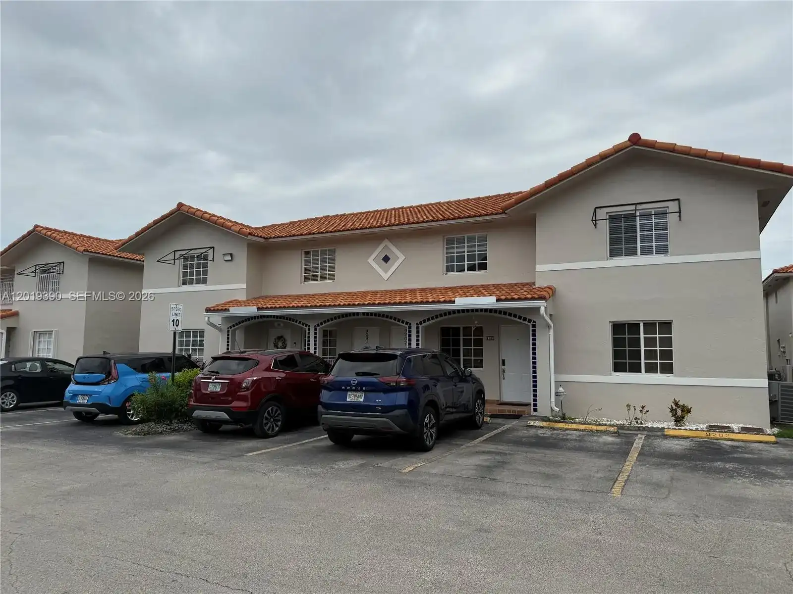 10101 W Okeechobee Rd # 9202, Hialeah Gardens FL 33016
