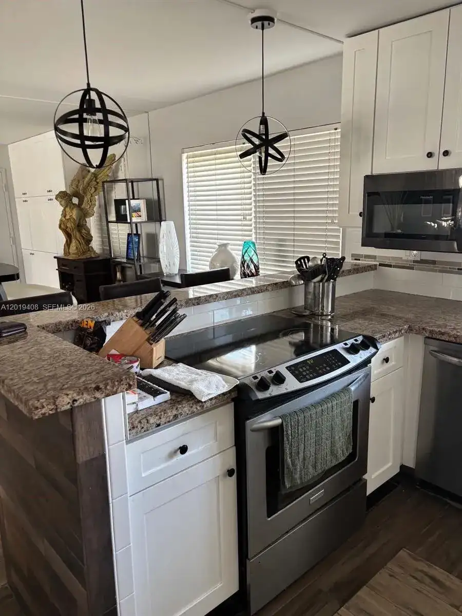720 Bayshore Dr # 301, Fort Lauderdale FL 33304 photo 4