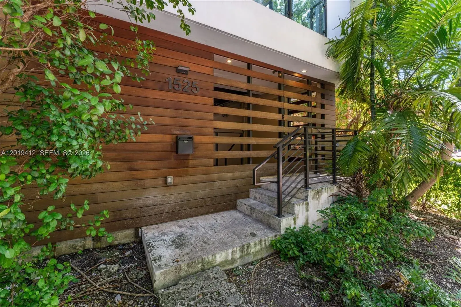 1525 Bay Rd # 1525, Miami Beach FL 33139 photo 4