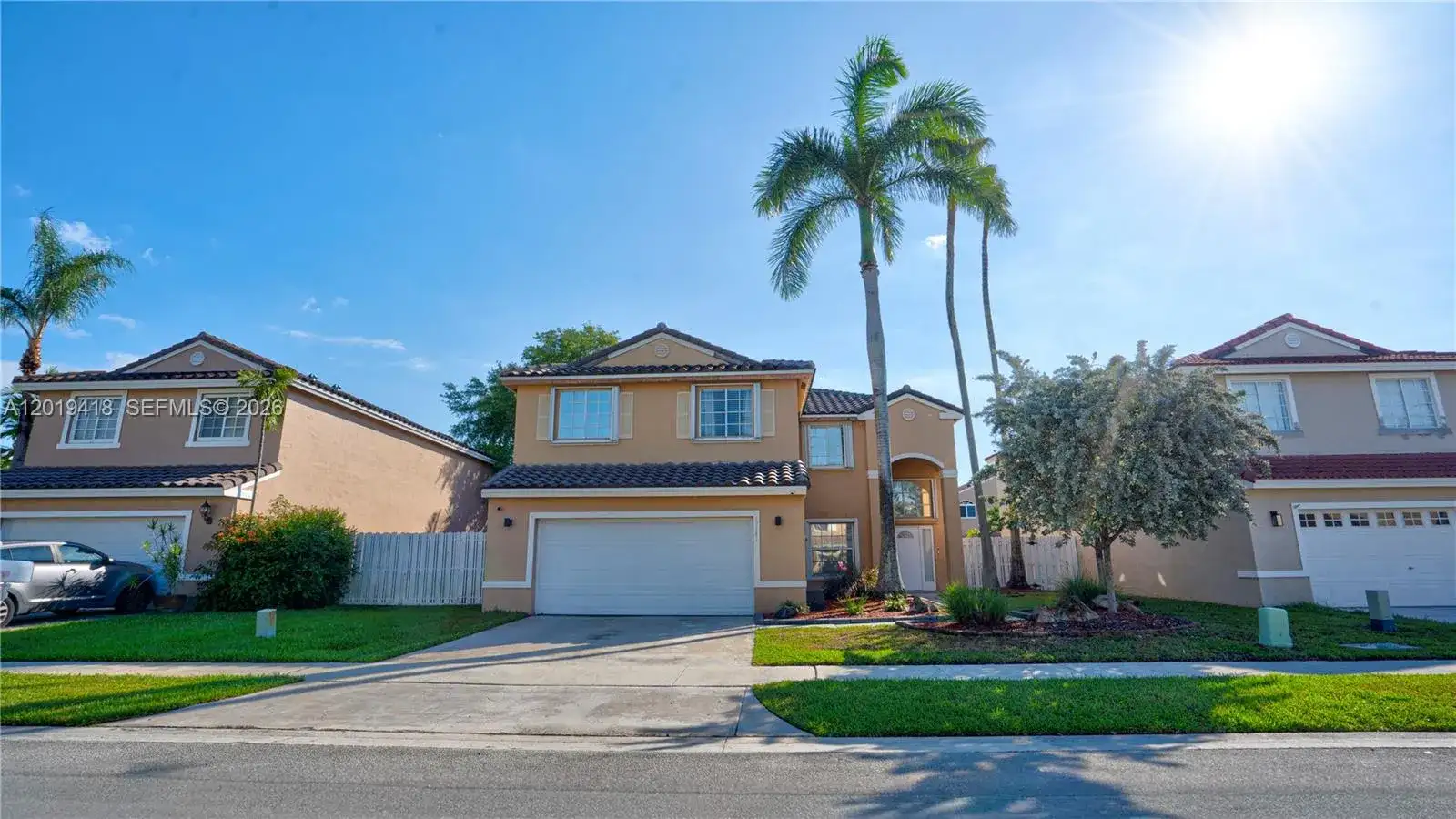 19141 NW 12th St, Pembroke Pines FL 33029 photo 2