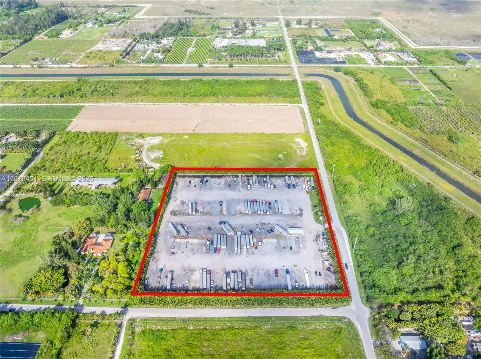 SW 136TH ST, Unincorporated Dade County FL 33196 photo 2