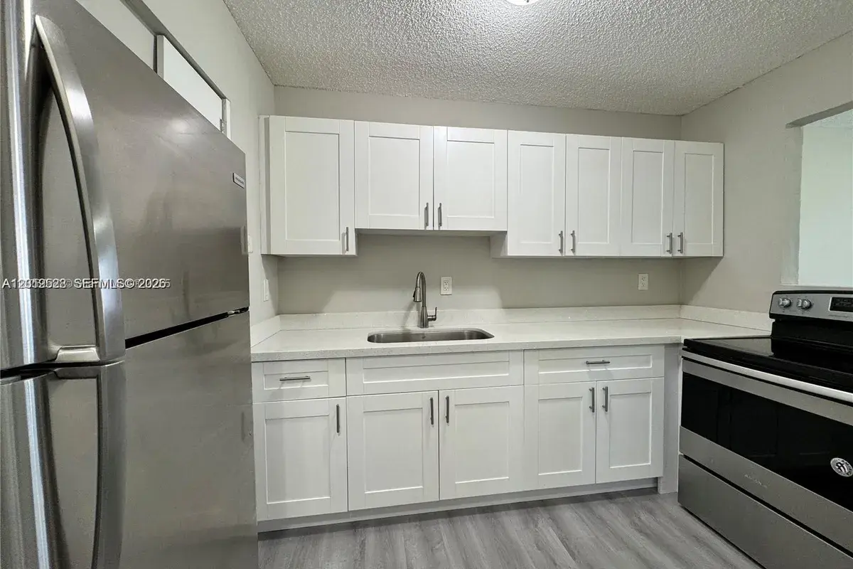 2237 Taylor St # 6B, Hollywood FL 33020