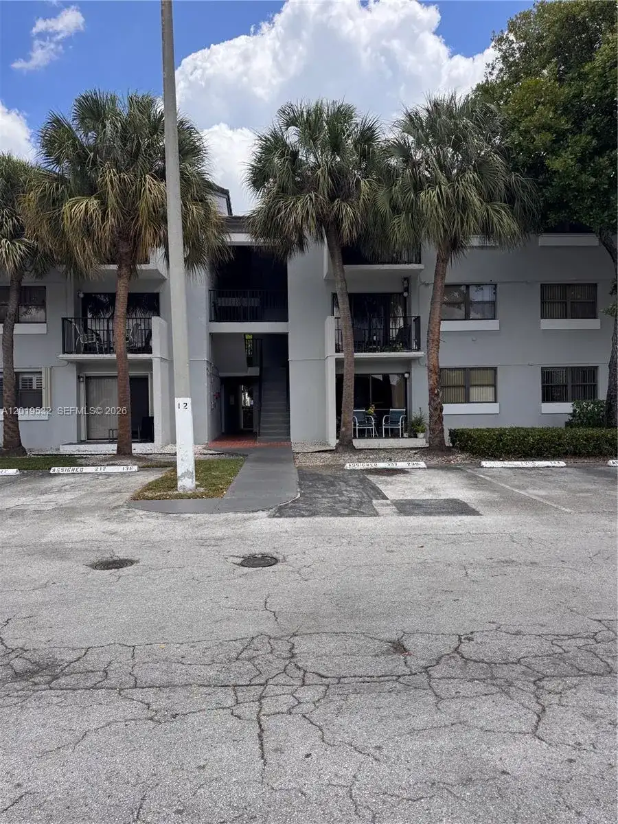 7115 NW 179th St # 207, Hialeah FL 33015 photo 3