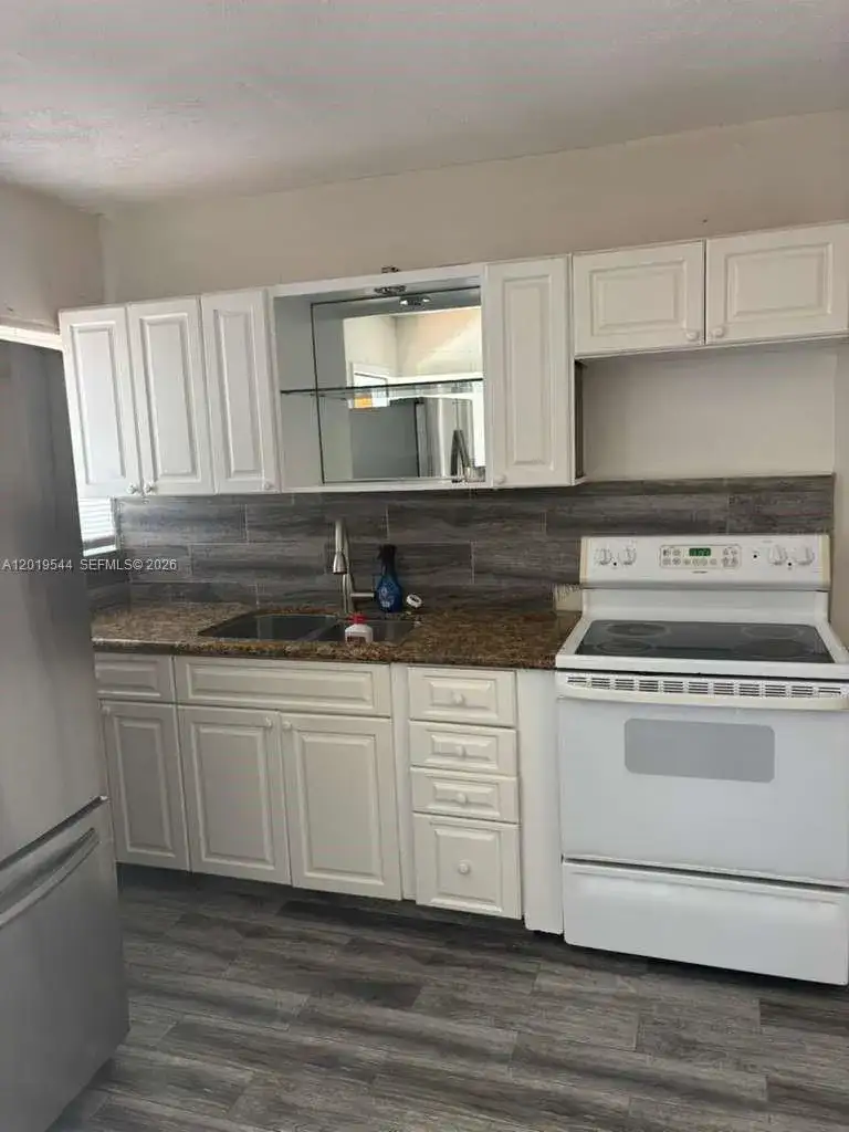 1447 NW 98th St # 0, Miami FL 33147 photo 4