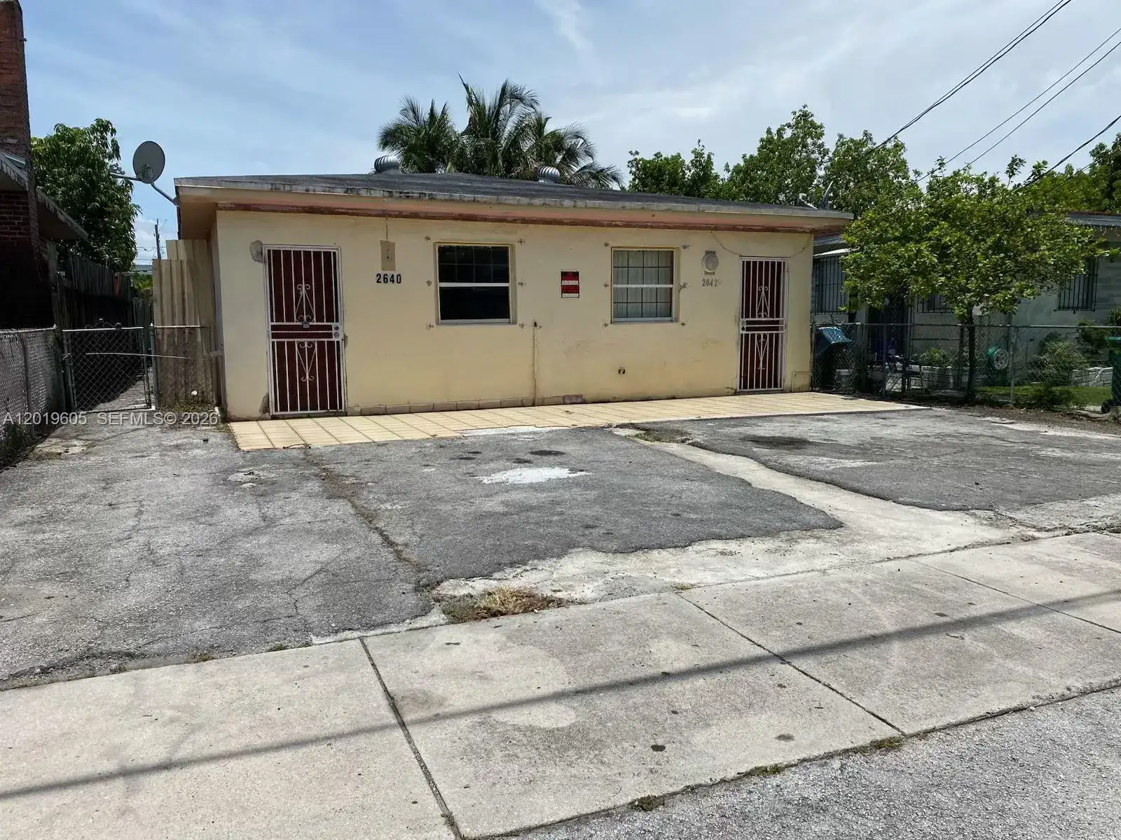 2640 NW 23rd Ct, Miami FL 33142 photo 4