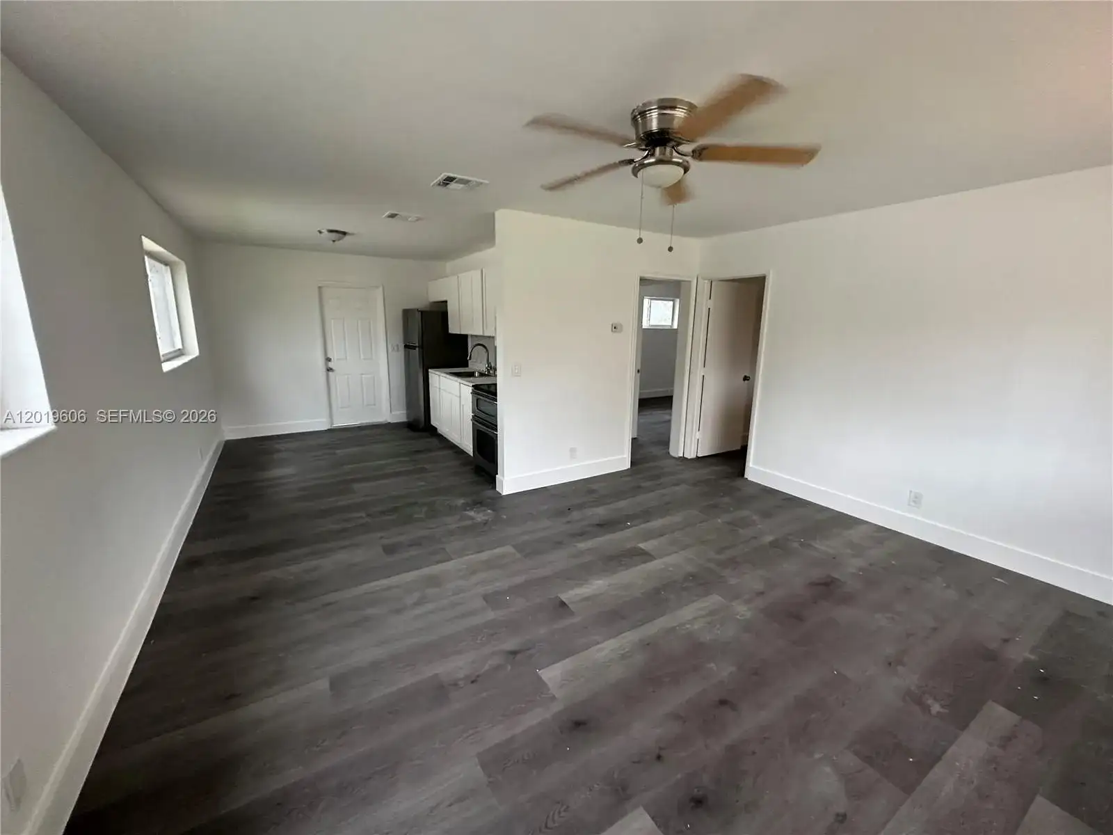 117 SE 2nd Ave # 1, Hallandale Beach FL 33009 photo 2