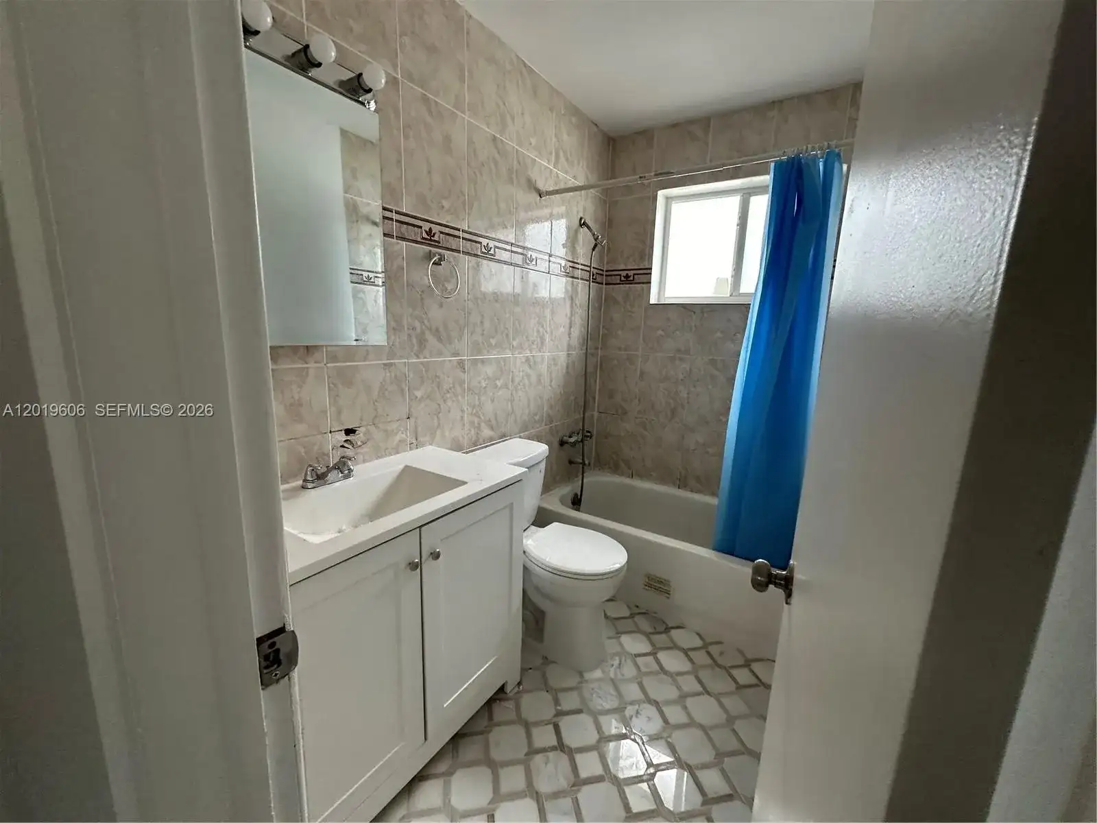 117 SE 2nd Ave # 1, Hallandale Beach FL 33009 photo 3