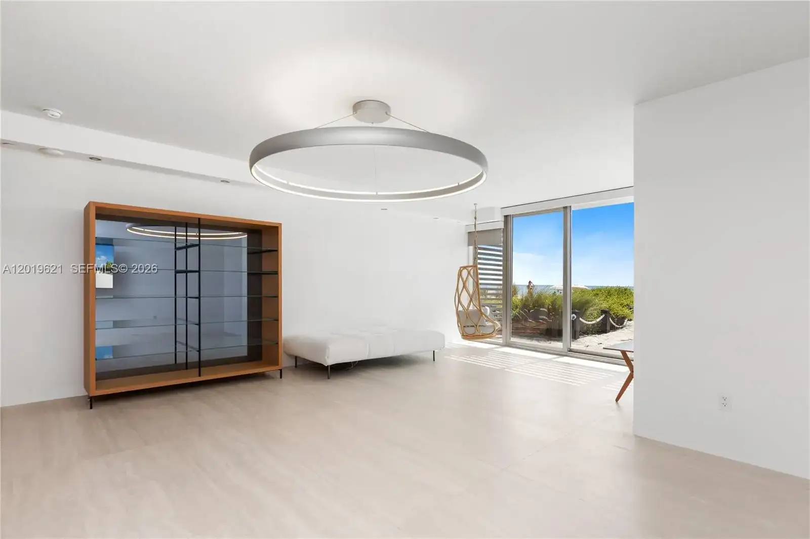 18975 Collins Ave # 1, Sunny Isles Beach FL 33160 photo 3