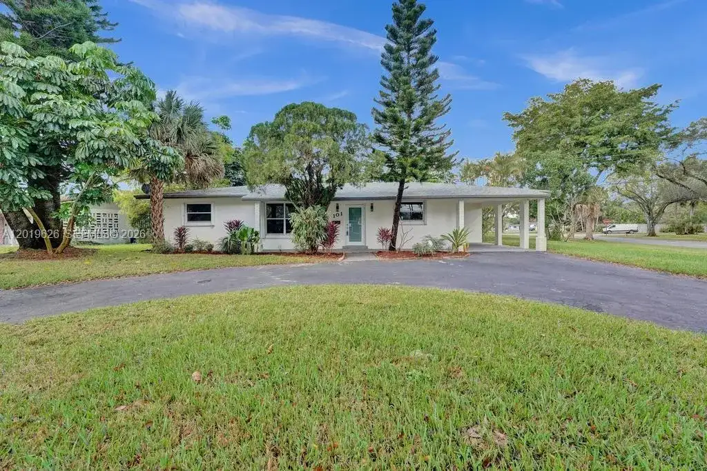 101 SW 53rd Ave, Plantation FL 33317 photo 2