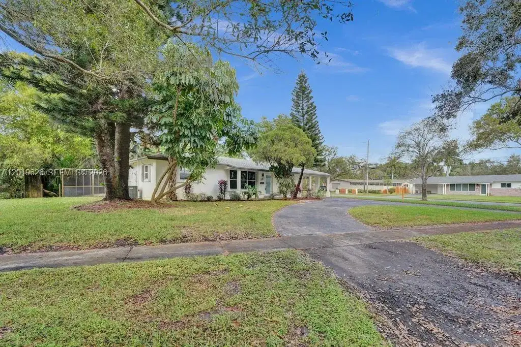101 SW 53rd Ave, Plantation FL 33317 photo 5