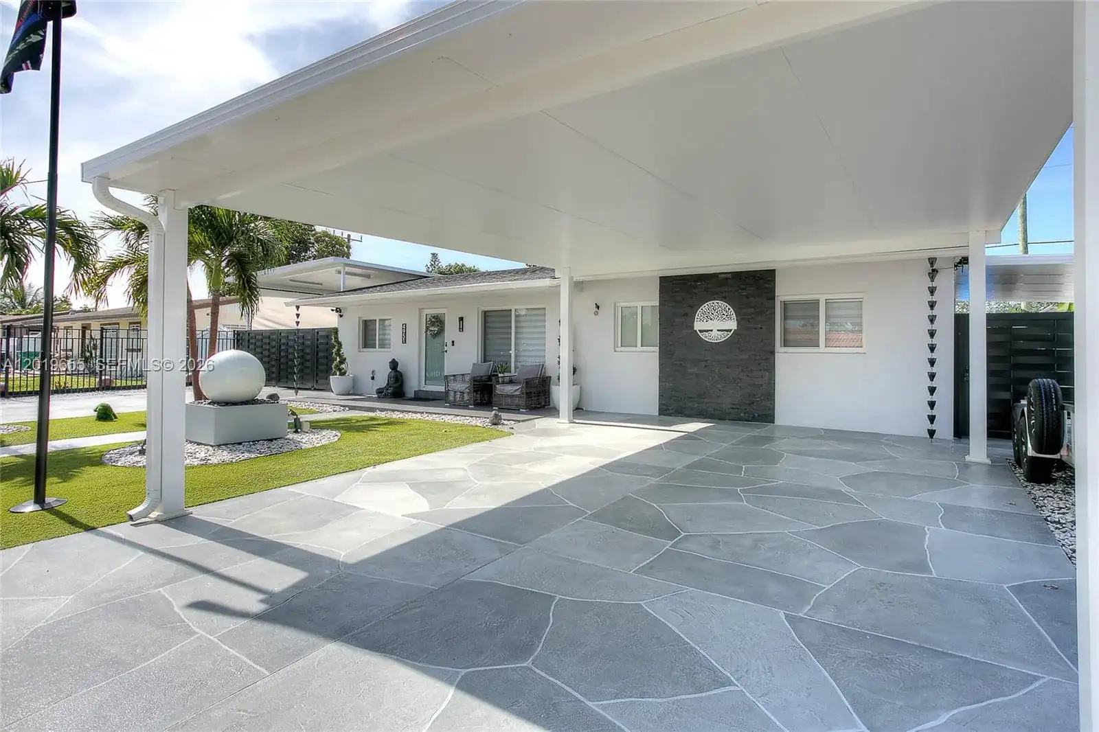 4951 NW 190th st, Unincorporated Dade County FL 33055 photo 3