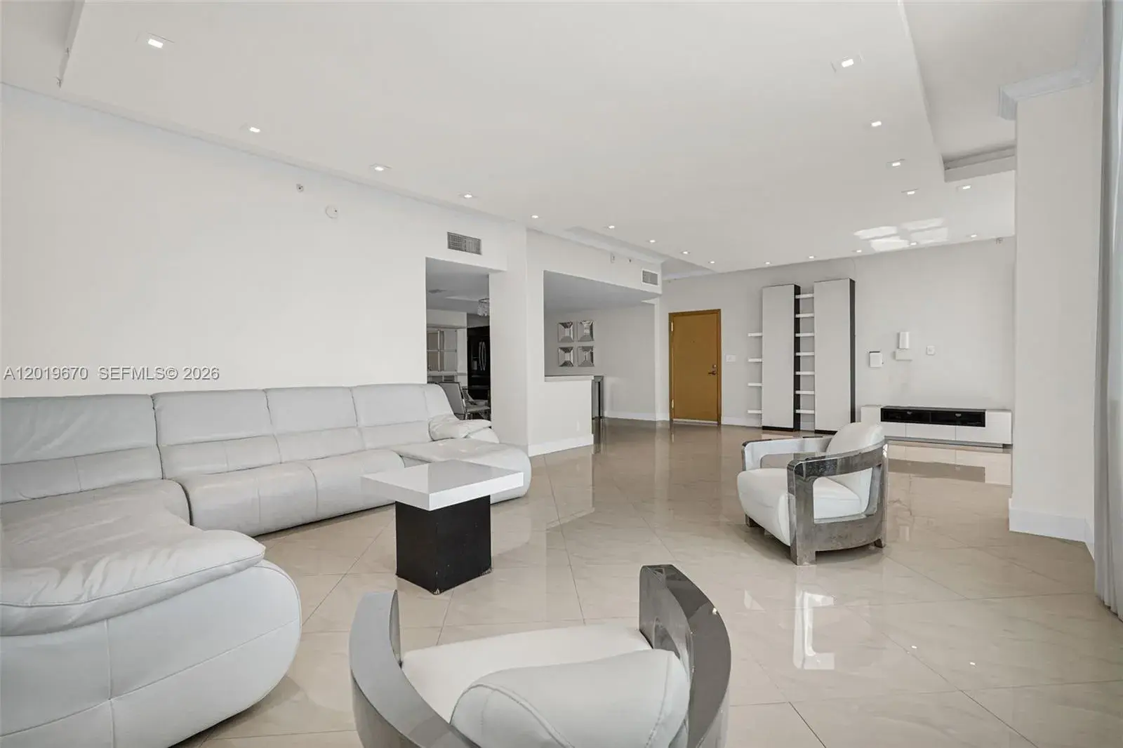 3001 S Ocean Dr # 1611, Hollywood FL 33019