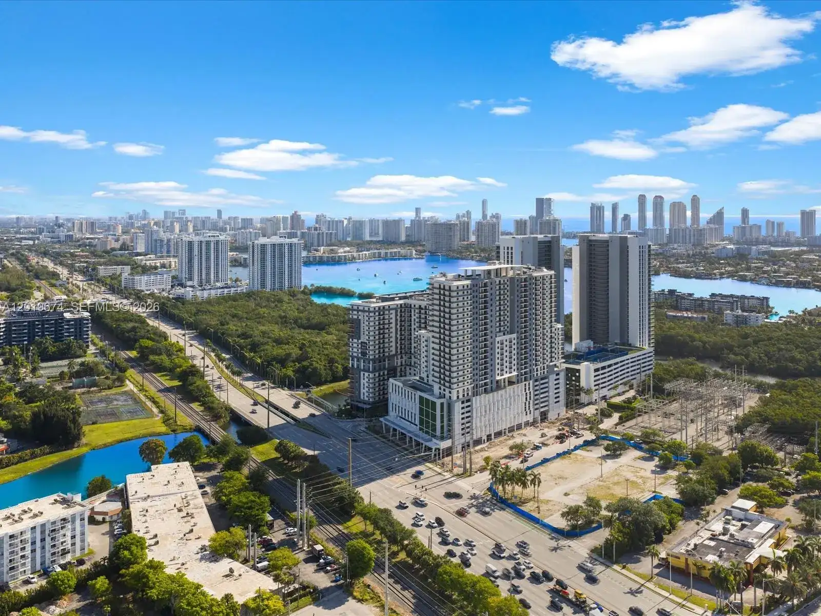 16385 Biscayne Blvd # 3103, North Miami Beach FL 33160 photo 4
