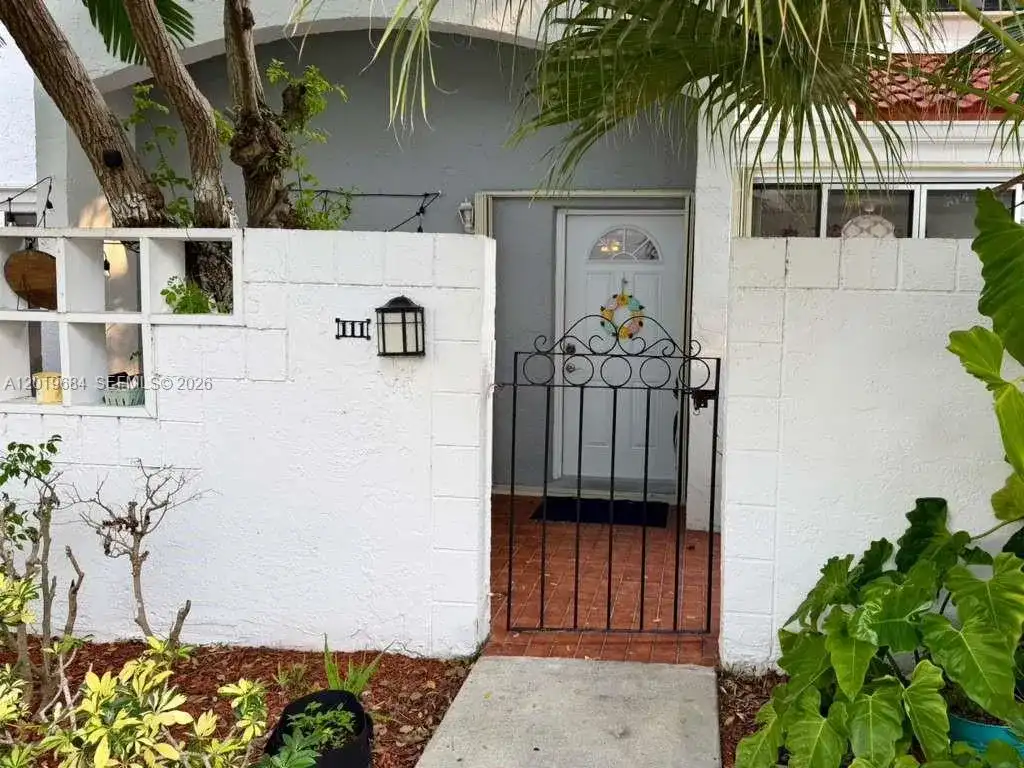 20937 Bay Ct # 1, Aventura FL 33180