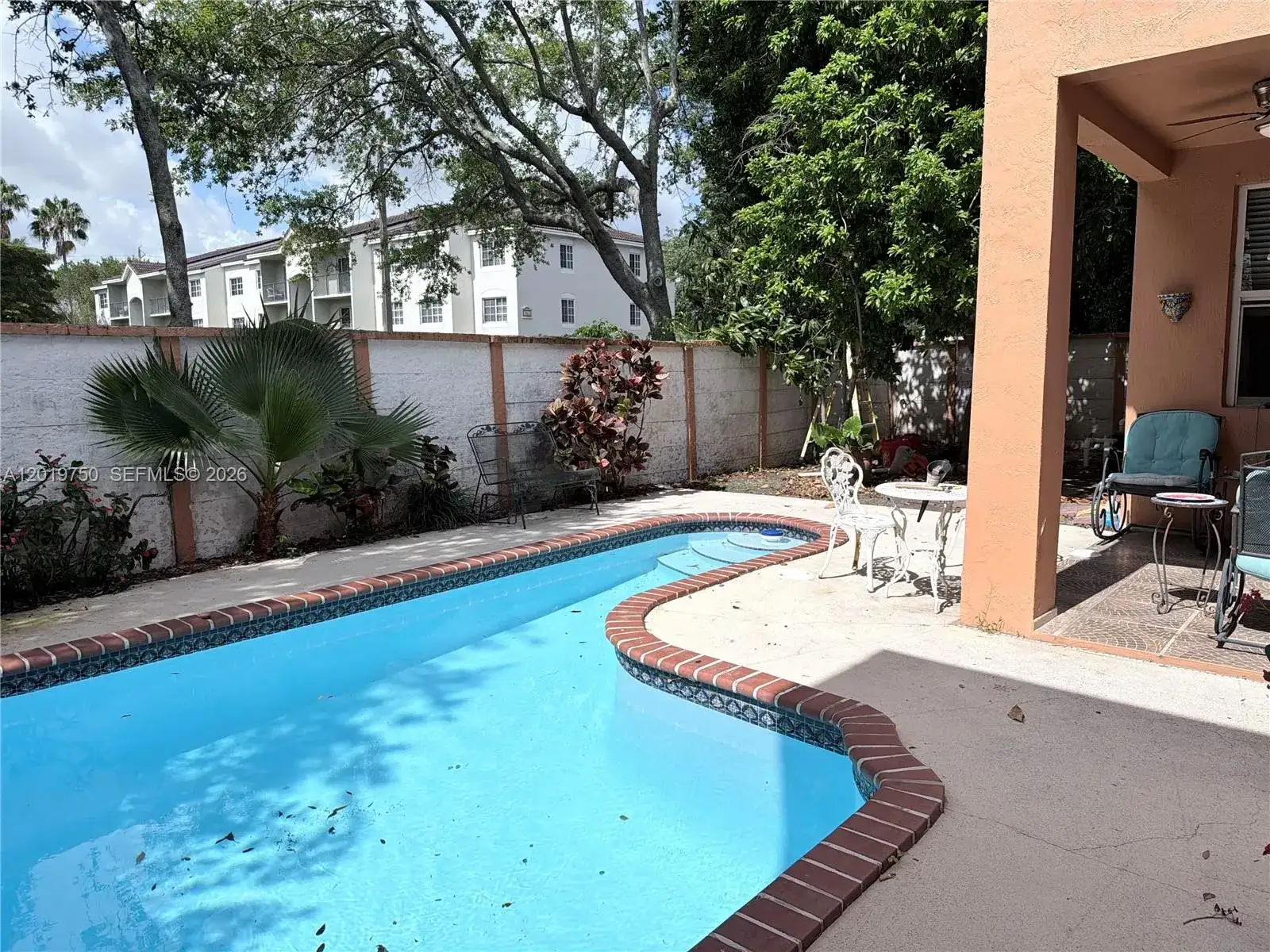 10824 NW 51st Ln, Doral FL 33178 photo 3